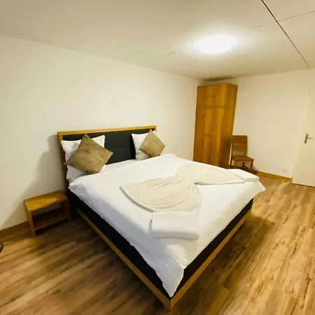 3 - Bedroom - 48 Lägenhet *