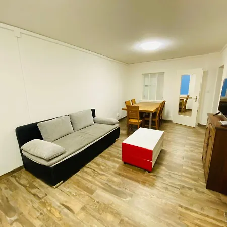 3 - Bedroom - 48 Interlaken