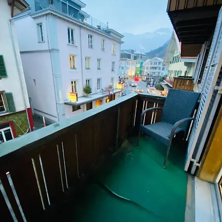 3 - Bedroom - 48 Apartament *